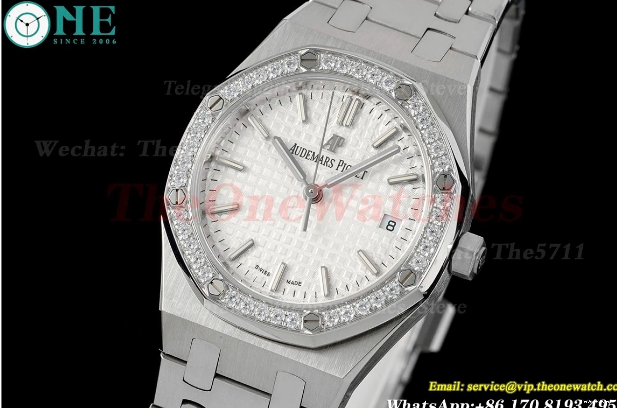 A5800 34mm White SS Oak 8F 77351 Diamonds SS Ladies Royal 0522